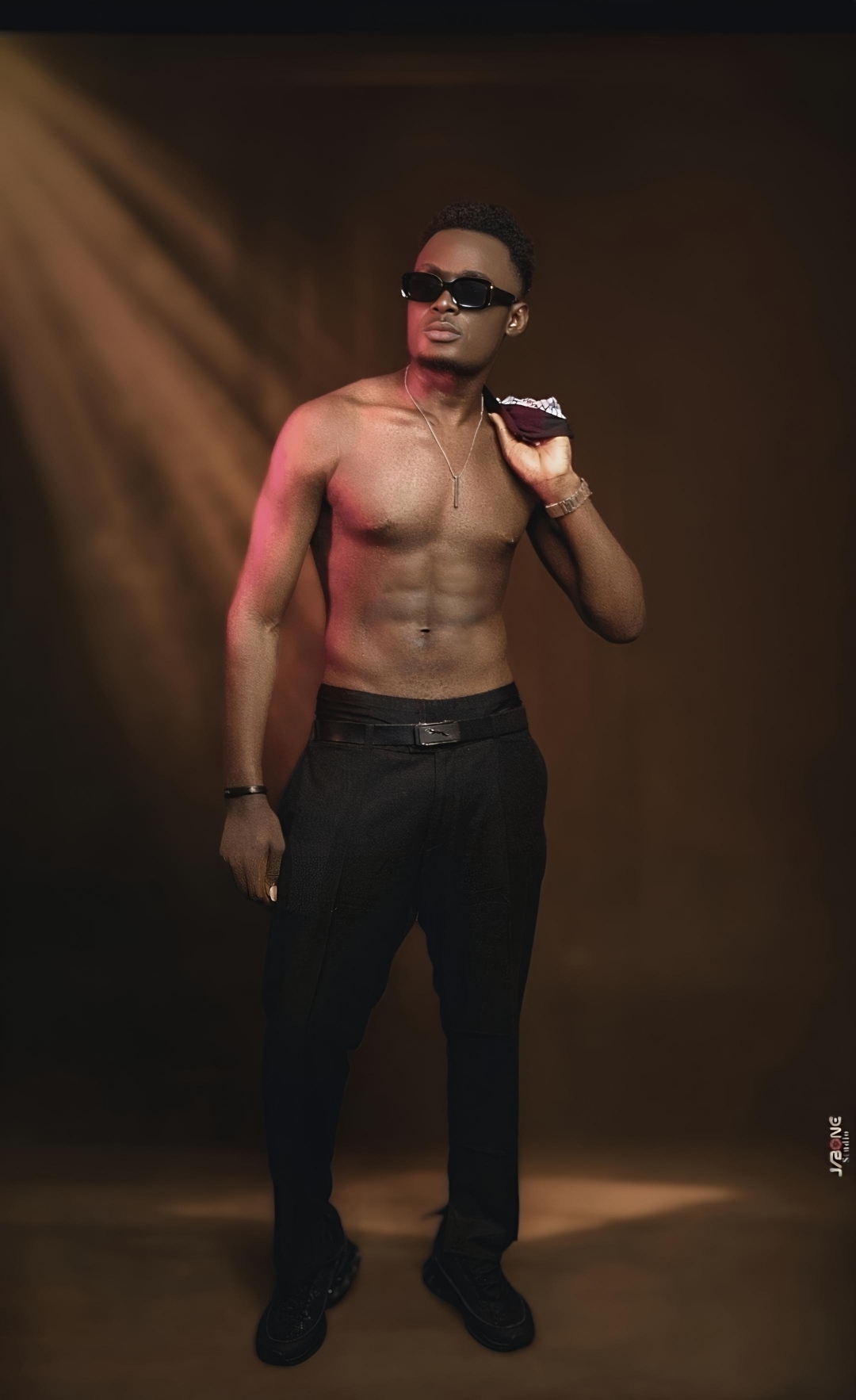 Daniel MEVIA KOMBOU